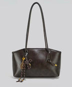 Noir shoulder bag