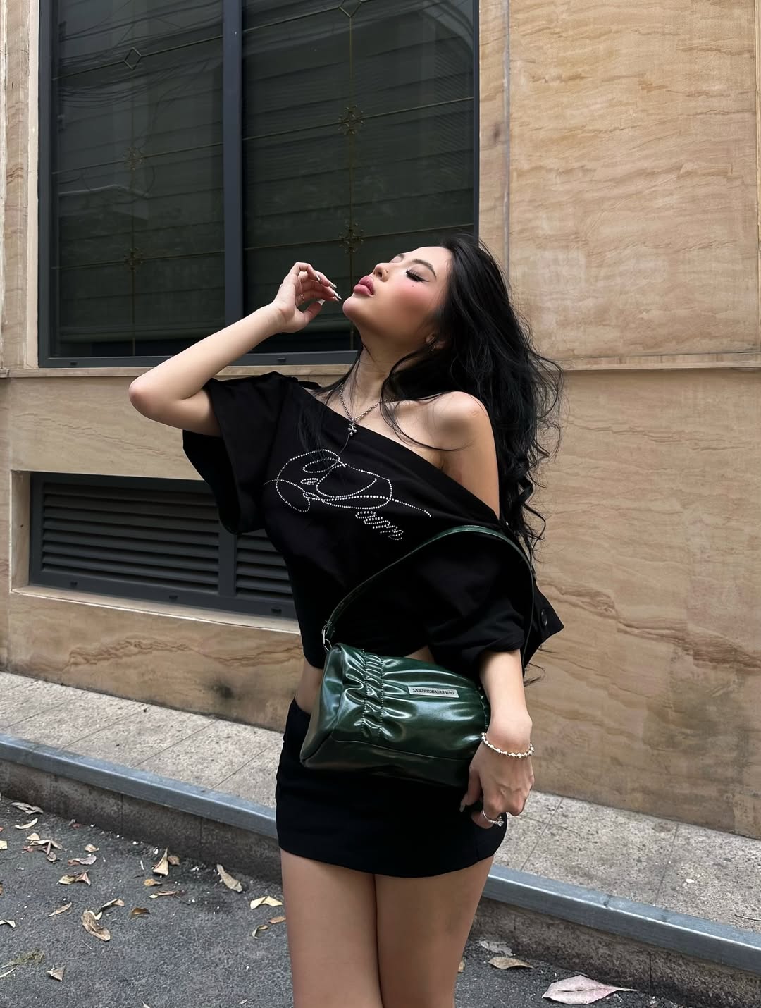 ROLLÉ LEATHER BAG