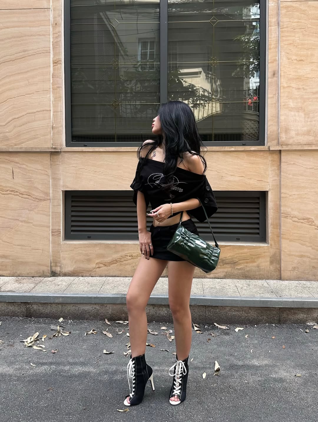 ROLLÉ LEATHER BAG