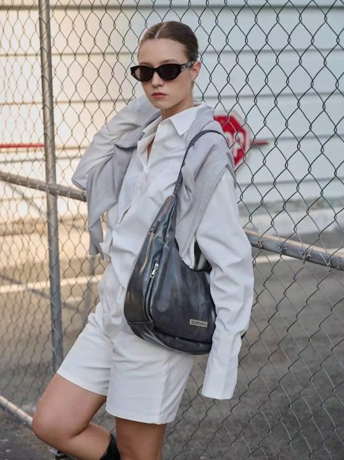 Hobo SGS Bag /MEDIUM/ - Saigonswagger