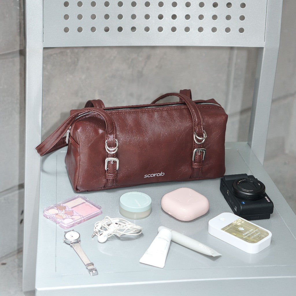 Elryn Belt Shoulder Bag (Grande M) - SCARAB