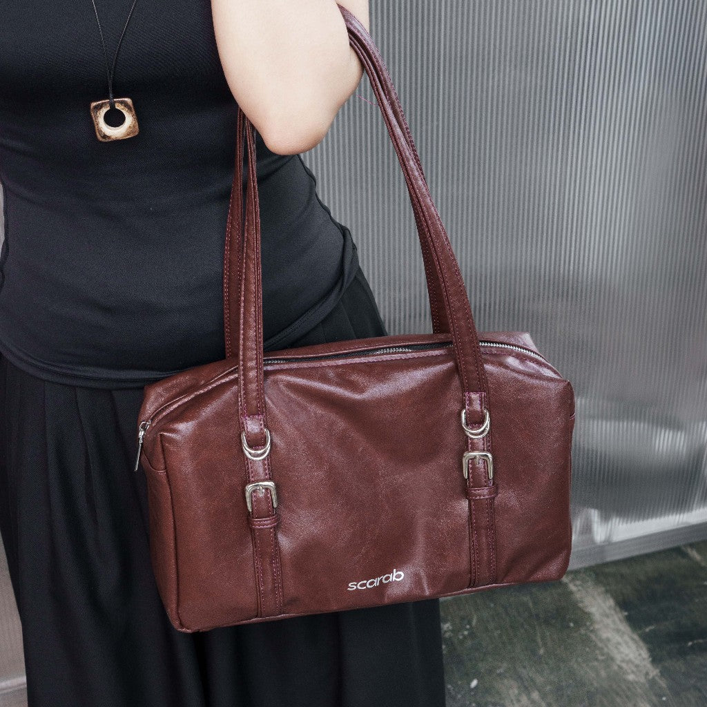 Elryn Belt Shoulder Bag (Venti L) - SCARAB